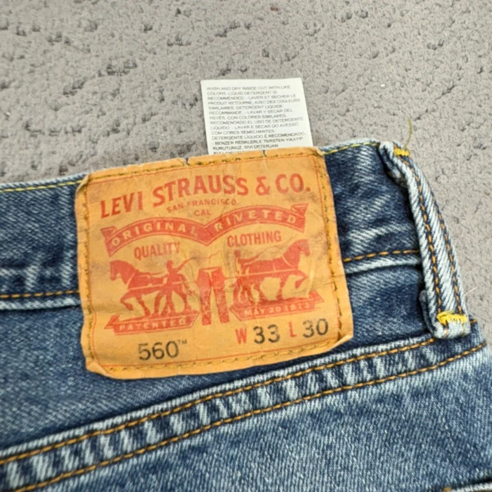Levi's 560 Jeans Mens 33x30 Blue Comfort Fit Loose Tapered Leg Baggy Denim